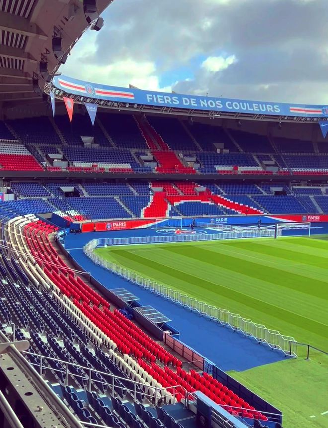 kaiyun-德罗巴与40激战巴黎圣日耳曼分钟，刷新纪录胜负难料！，莱万多夫斯基焦点对战赛场气氛高涨的简单介绍